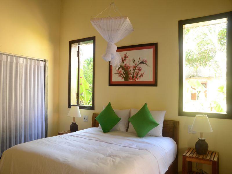 Red Flower Cottages Homestay Hoi An Exteriör bild